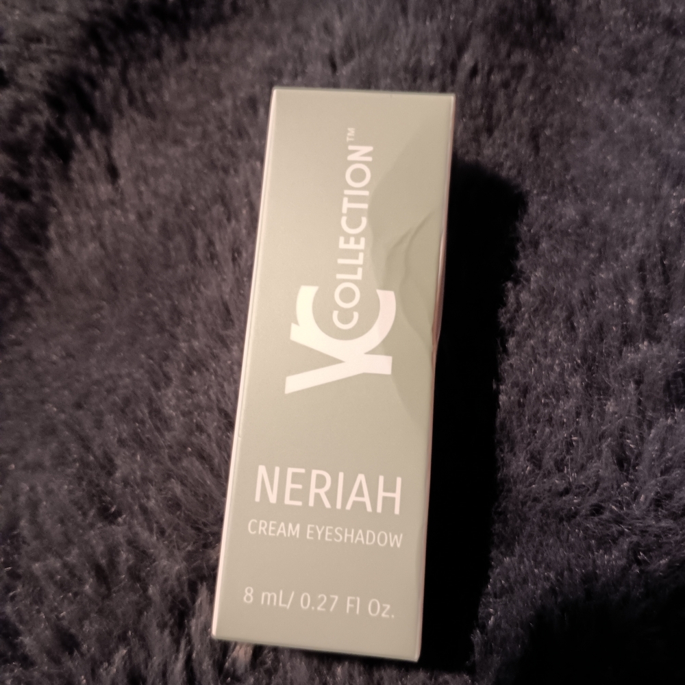 VC Collection Cream Eyeshadow - Picture 4 of 5